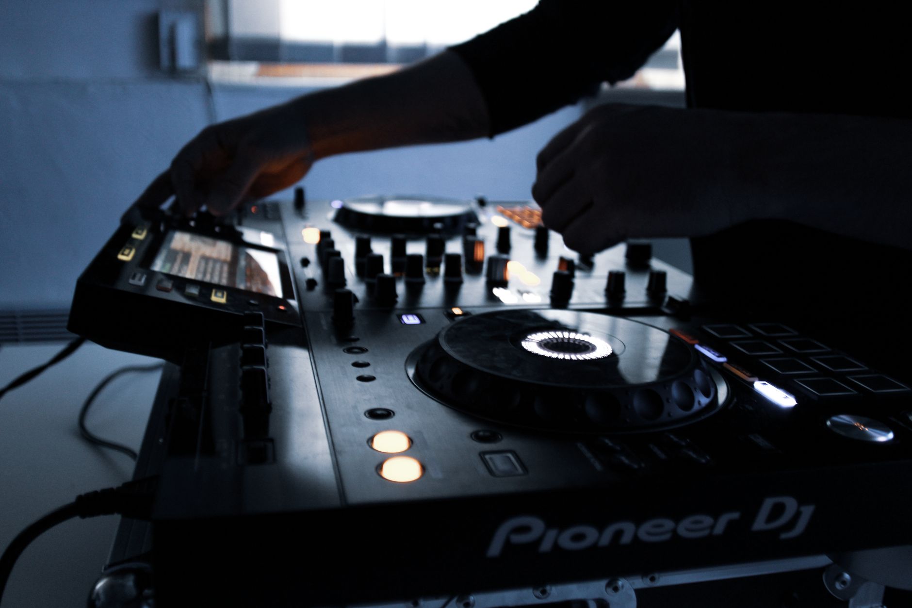 DJ Cavaillon